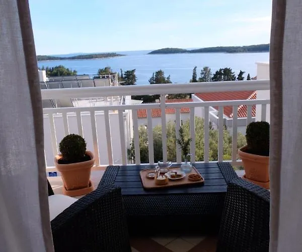 Hvar View Luxury 아파트
